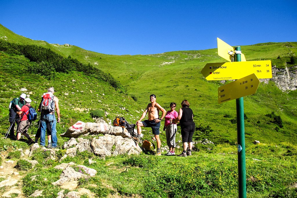 43 kurze Rast beim Aufstieg.jpg